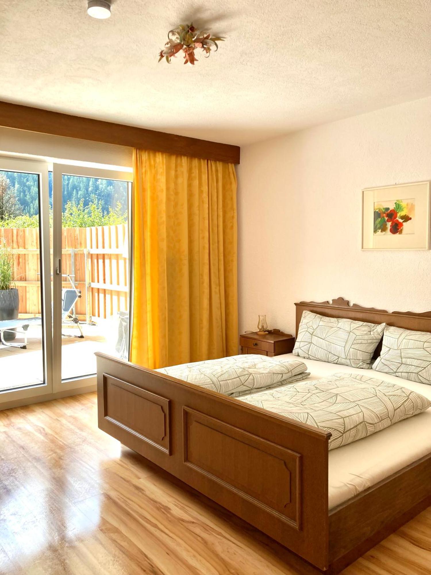 Haus Evi Appartement Oetz Buitenkant foto